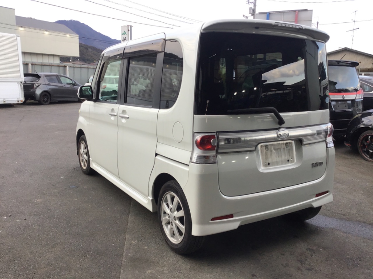 DAIHATSU Tanto Ref:SP380534 4/14